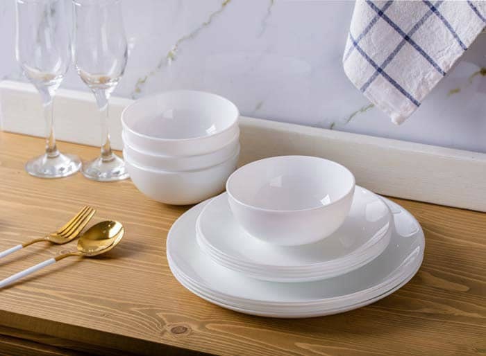 BLUENIYA 12-Piece Bone China Dinnerware Set - White, Lightweight, Chip Resistant, Microwave and Dishwasher Safe, Modern Plates and Bowls
