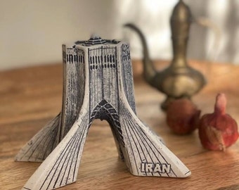 Handmade Azadi Tower Statue, Golden Gift Box, Keychain Included (5 Inch)