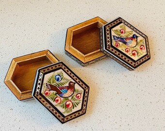 Decorative & handmade wooden shiny jewelry and coin box