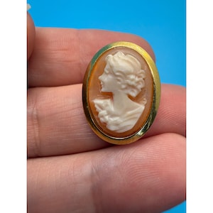 Broche colgante de camafeo de concha en plata 800 tono oro, estilo italiano vintage, 454 NA Nápoles