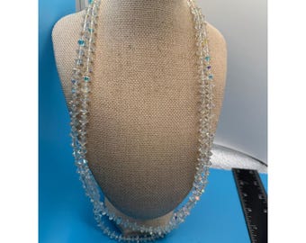 Collar vintage de cuentas de cristal Aurora Boreal iridiscentes bicónicas facetadas de 22 pulgadas