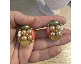 Vintage Faux Pearl Cluster Clip On Earrings Gold Tone Multi Color Cabochon Oval