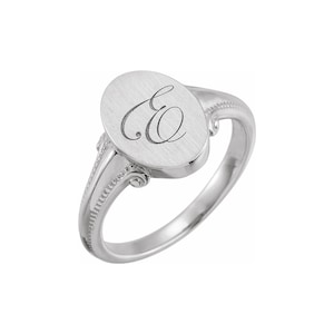 GOLD INITIAL RING, Personalized ring, 14K Gold Oval Signet Ring, Gold Unisex Signet ring, Custom Engraved initial ring, Personalized Ring