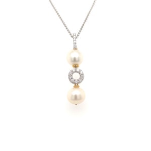 Pearl Necklace-Freshwater Cultured Pearl & Diamond Necklace-Pearl and Diamond Necklace-Pearl Dangle Necklace-Kiesh Jewelry-Pearl Necklace