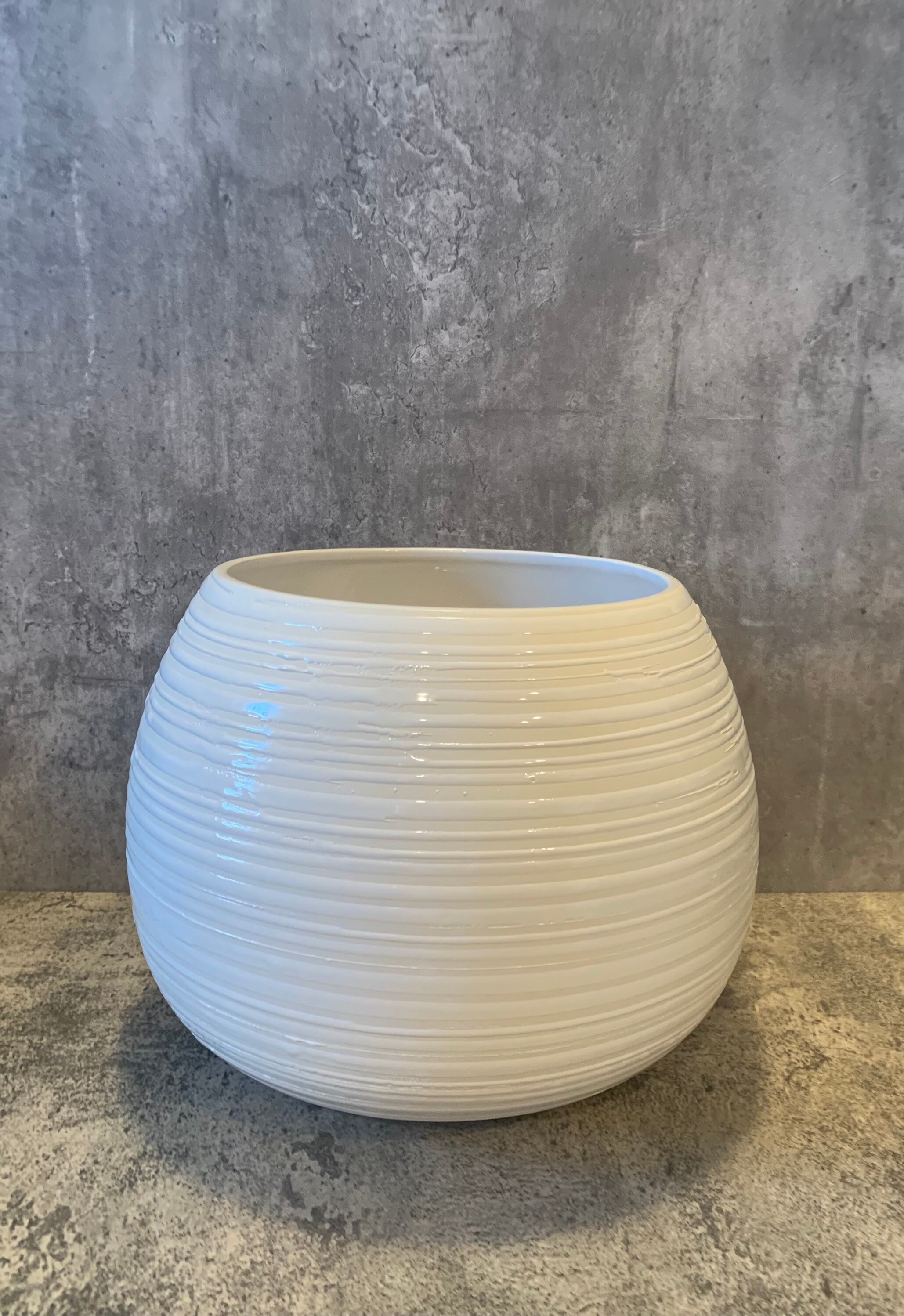 Moderner runder Keramik Überlauf | Etsy