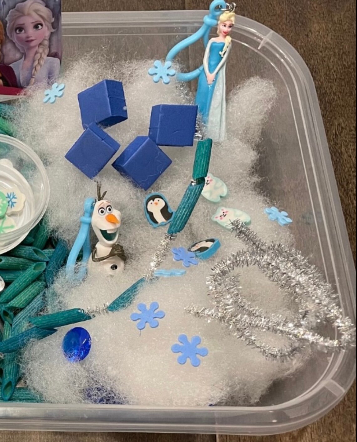 frozen 2 toy bin