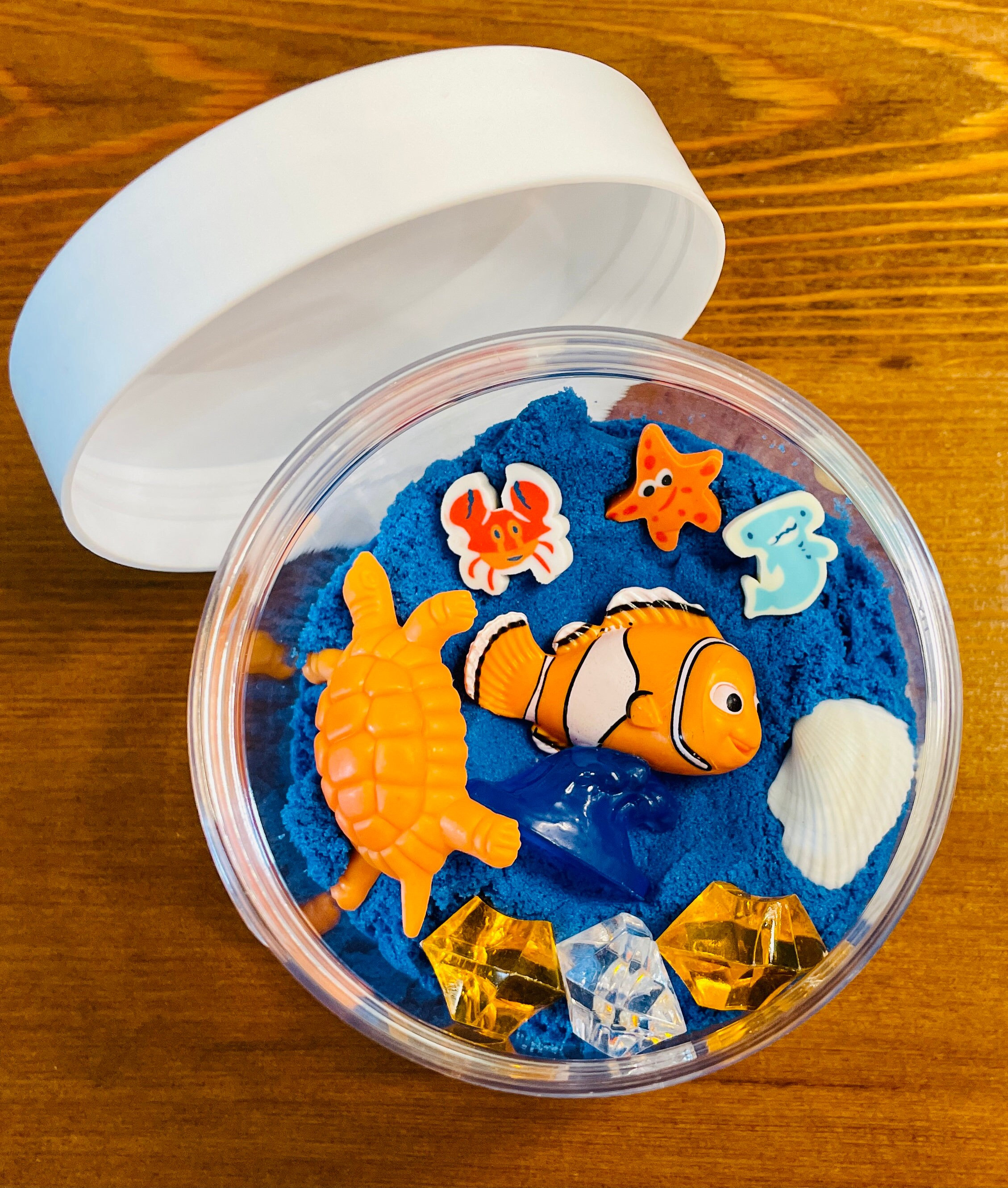 Nemo Sensory Jar, Nemo Gift, To Go Jar, Party Favor Kids, Kids Gift, Toddler Gift, Pretend Play, Sensory Toy, Sensory Play-designed by an OT