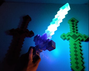 Light up 8-Bit Pixel Diamond Sword LED Flashing