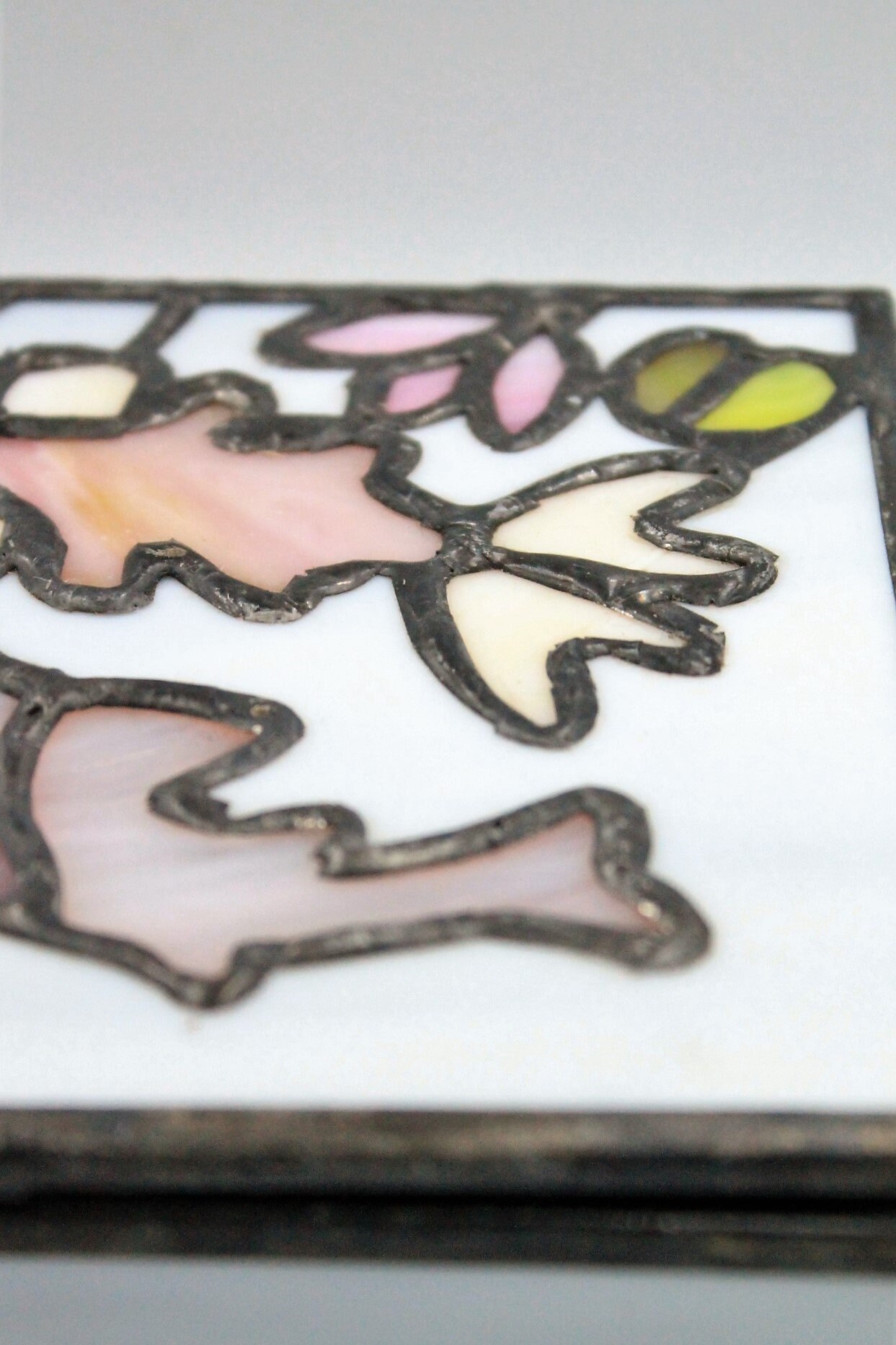 Japanese Koi Fish Box, Grey and Light Green Stained Glass Jewellery ...