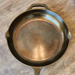 12-inch Smooth Cast Iron Skillet - Seasoned