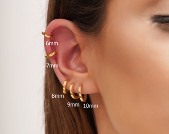 Huggie Earrings, Gold Huggie Hoops, Cartilage Hoop Earrings, Gold Hoop Earrings, Small Hoop Earrings, Gold Huggie Earrings, Tragus Earrings