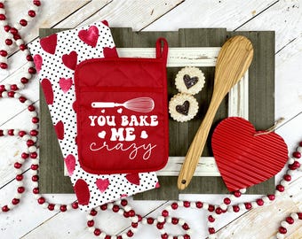 You Bake Me Crazy Pocket Potholder, Red kitchen decor