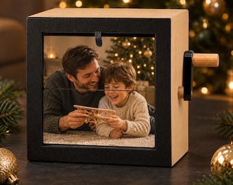 Wooden Christmas Flipbox, Family Photos That Move with a Hand Crank, 8 Cards