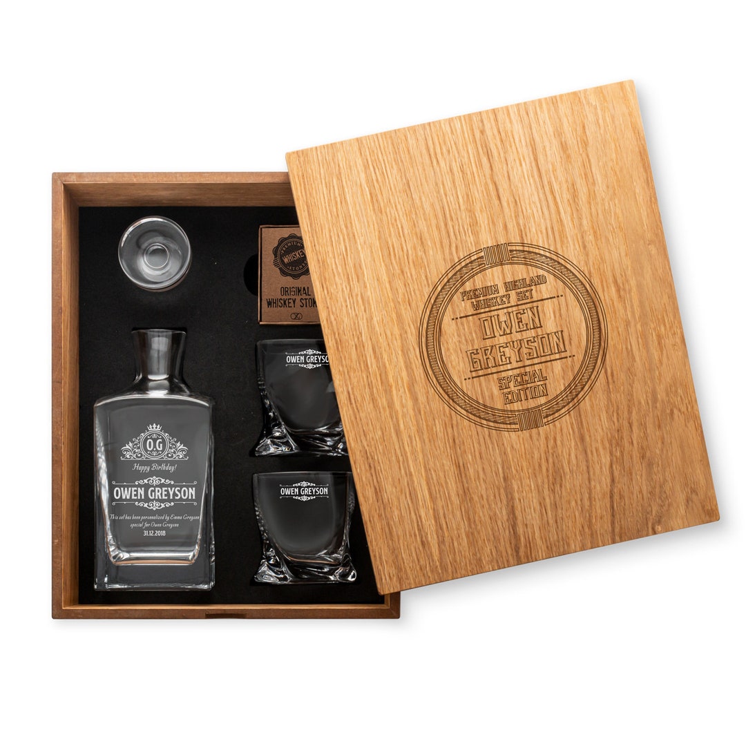 Personalized Whiskey Set With Decanter, Whisky Glasses, Whiskey Stones ...
