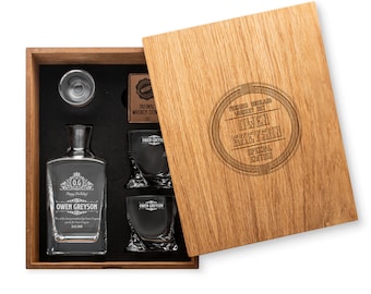 Personalized Whiskey Set with Decanter, Whisky Glasses, Whiskey Stones, Whiskey Gift Box, Premium Valentines Day Christmas Gift for Him Her