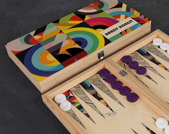 Jeu de backgammon en bois personnalisé avec un design coloré. Jeu de société en bois personnalisé comme cadeau de pendaison de crémaillère. Jeu de société fait main. Jeu de table personnalisé.