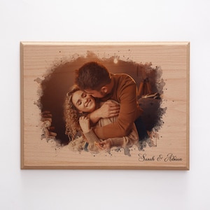 Foto personalizzata su legno, foto incisa su legno in stile acquerello, decorazione da parete personalizzata, ritratto personalizzato da foto come regalo a lunga distanza. immagine 5