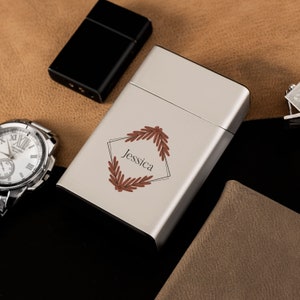 Portasigarette personalizzato, portasigarette in metallo come regalo unico per lui/lei, portasigarette personalizzato con incisione, regalo per lo sposo per lui