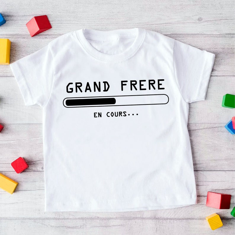 Tee shirt grand frère en cours, T-shirt annonce grossesse enfant image 1