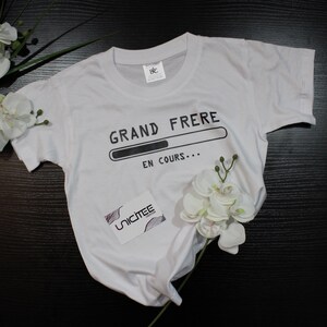 Tee shirt grand frère en cours, T-shirt annonce grossesse enfant image 3