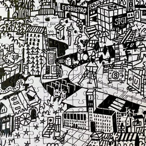 Puede incluir: Ilustraci&oacute;n en blanco y negro de una escena de ciudad con edificios, &aacute;rboles y personas. La ilustraci&oacute;n incluye el texto "EIS BISTRO" y "SIGT".