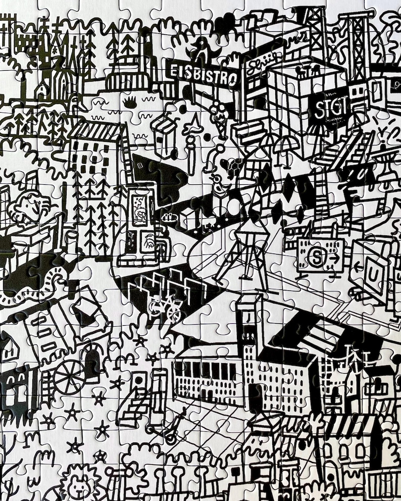 Puede incluir: Ilustraci&oacute;n en blanco y negro de una escena de ciudad con edificios, &aacute;rboles y personas. La ilustraci&oacute;n incluye el texto "EIS BISTRO" y "SIGT".