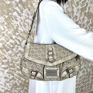 2000s Guess Purse - Etsy Canada