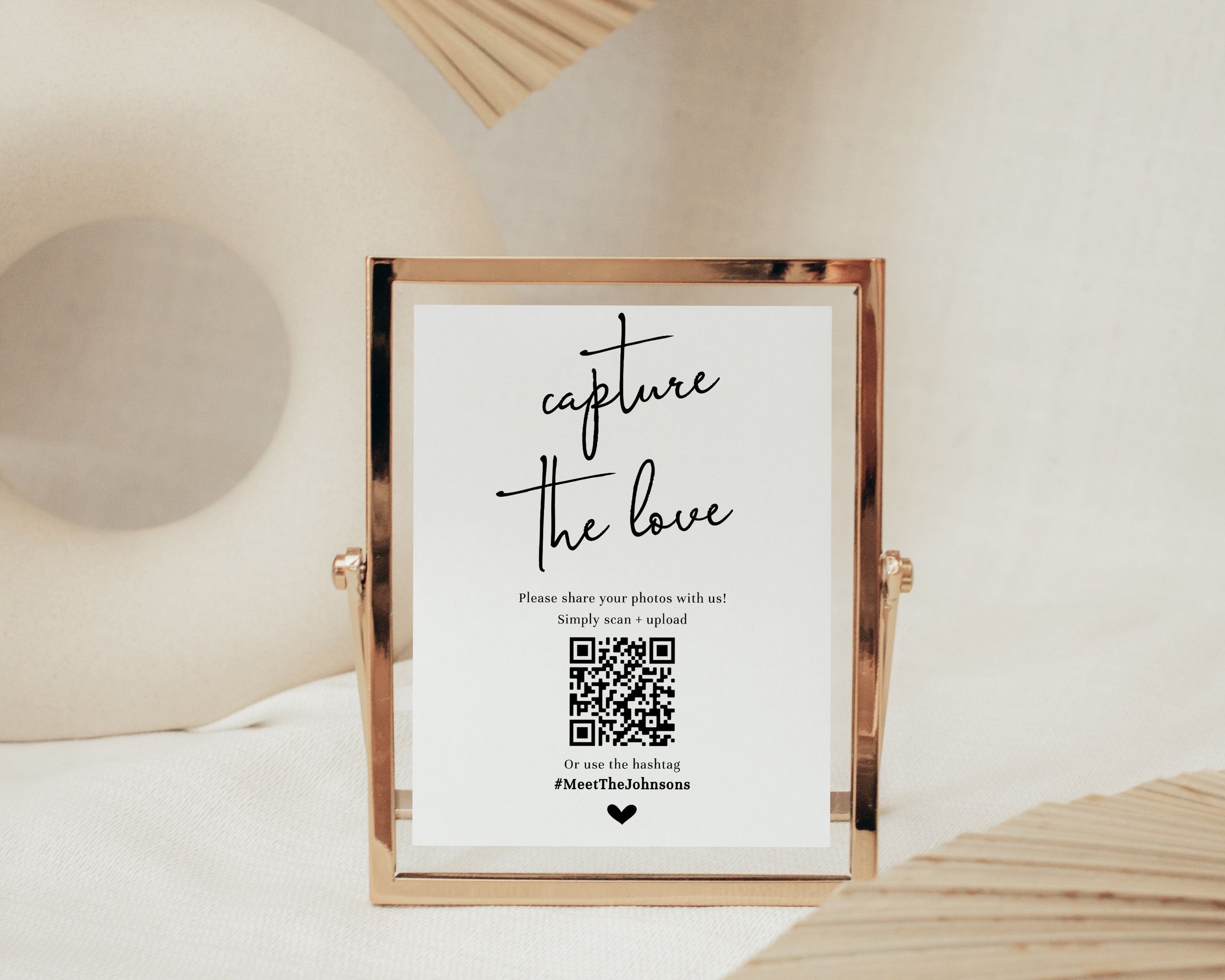 Capture the Love Sign Photo QR Code Share the Love Sign