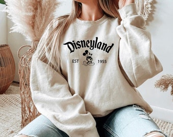 Disneyland Sweater / Disneyland Sweatshirt / Disneyland Shirt / Disneyland Sweatshirt Vintage / Mickey Disneyland Est 1955 / Disneyland T