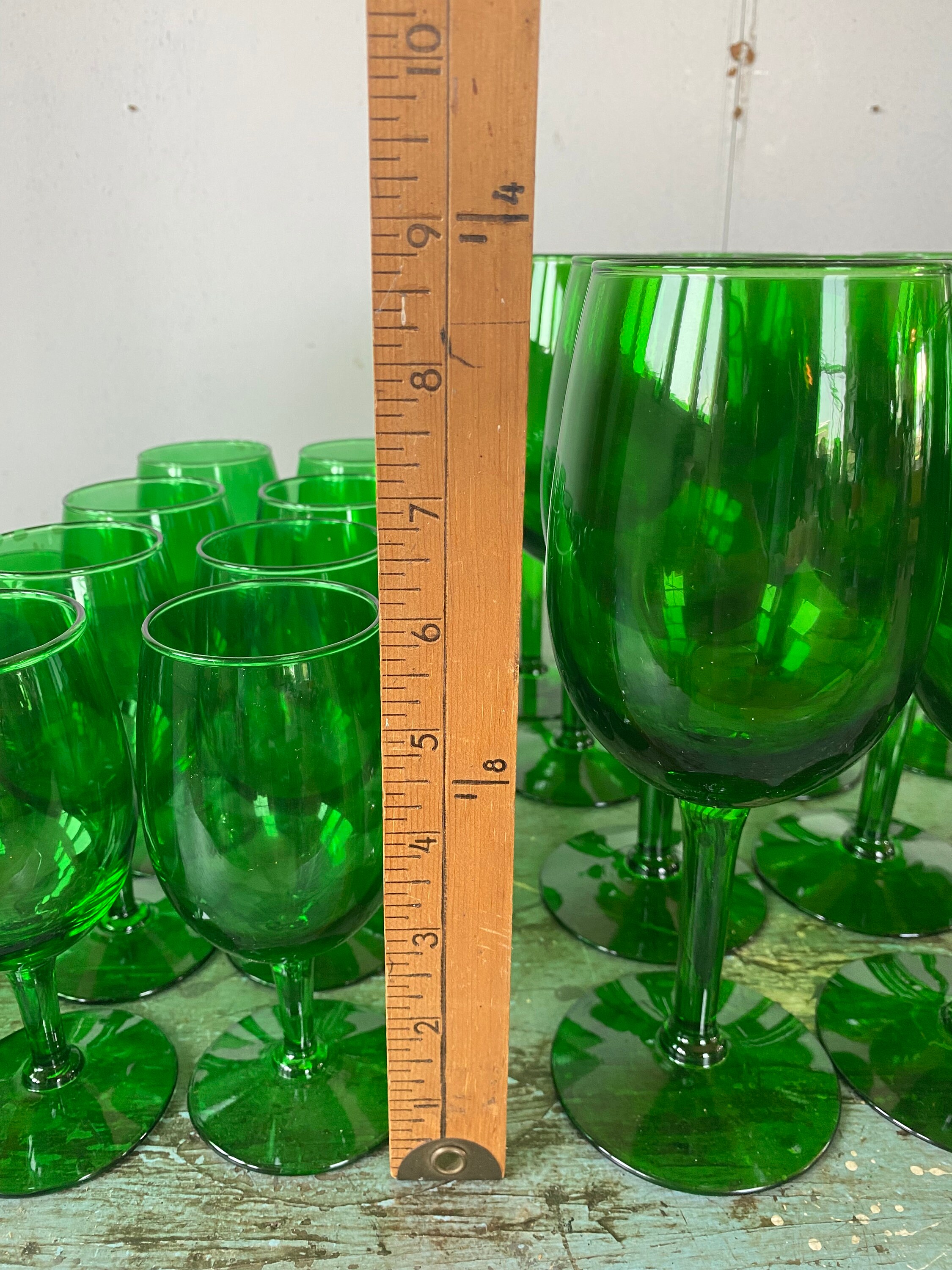 6 oz plastic wine glasses 6 oz 1-Piece Clear Plastic Disposable Champagne Flutes - 8 Pack main image 0