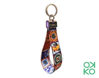 11 - Majolica, keyring, made in Italy