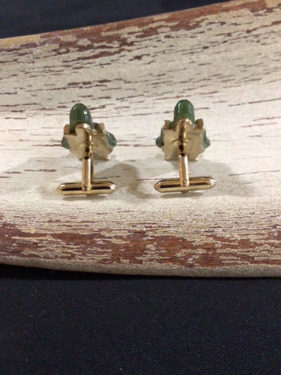 Vintage Cufflink & Tie Tack Set Oriental Jade Car… - image 3