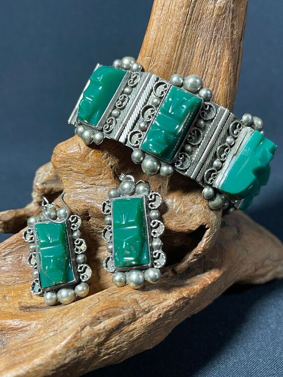 Carved Green Mayan Mexico Silver Link Bracelet and