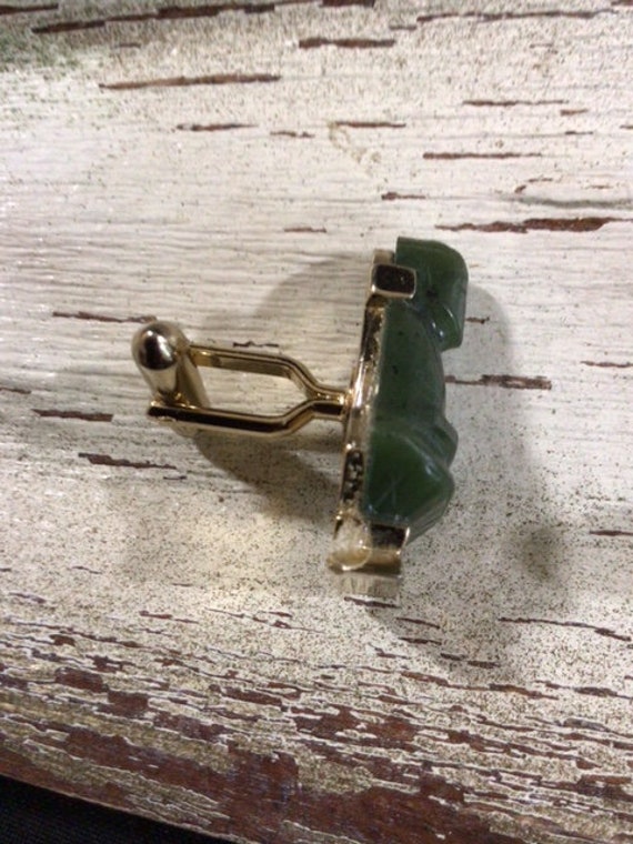 Vintage Cufflink & Tie Tack Set Oriental Jade Car… - image 6