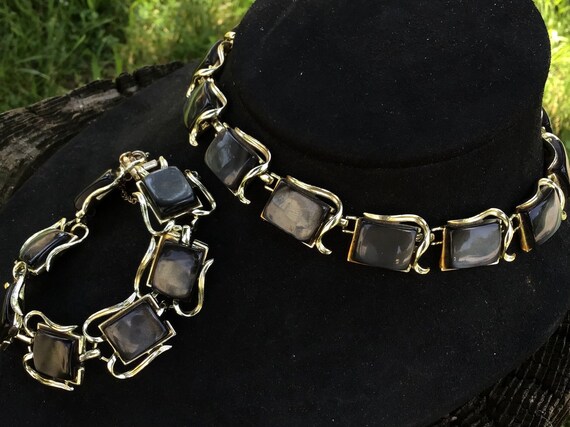 Beautiful Vintage Black Coro Bracelet And Necklace - image 2