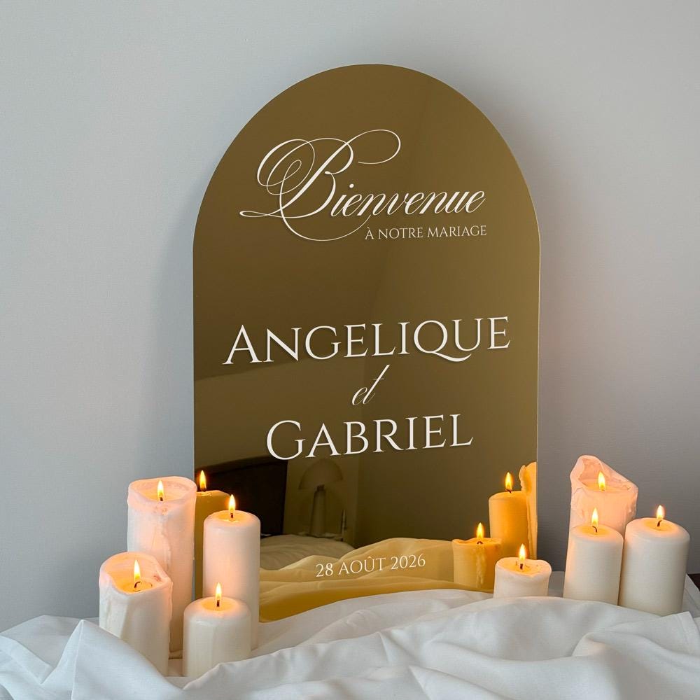 Panneau de bienvenue mariage en acrylique miroir doré personnalisé