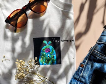 Op maat gemaakt handgeschilderd YOUNIVERSE-T-shirt: jouw kleuren, jouw universum | Uniseks graphic