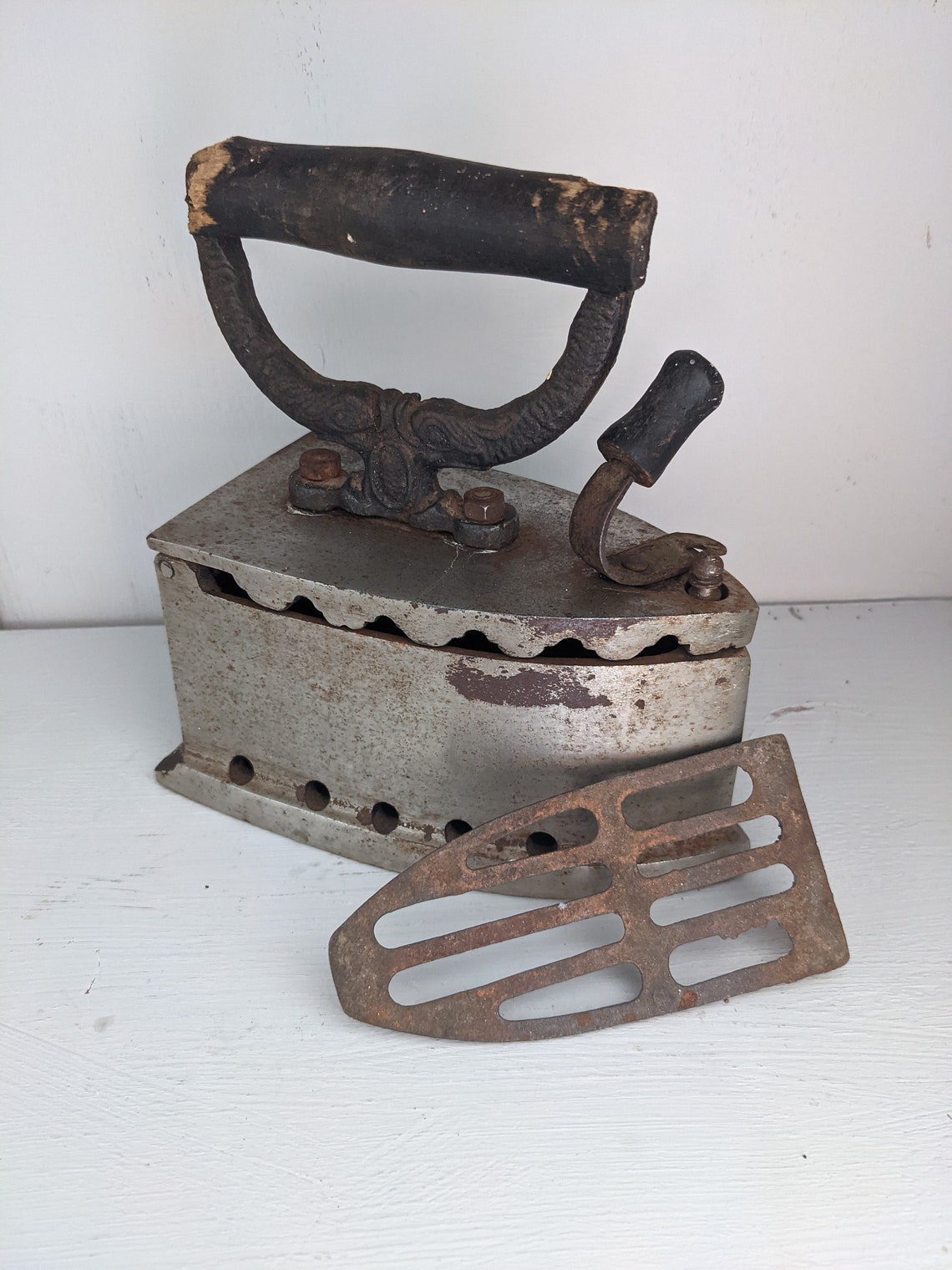 Antique charcoal iron with insert rare SAD heavy iron Etsy