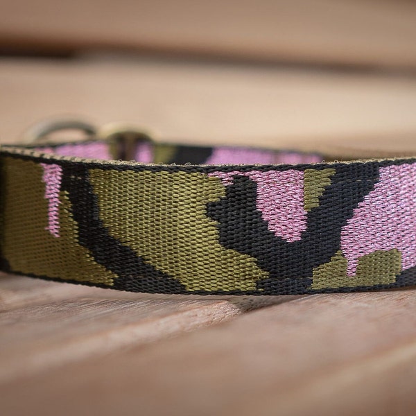 Jewelery dog collar extra wide 4 cm with soft padding, military look, pull stop collar light and stable, martingale adjustable