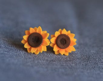 Sunflower clay earrings, 925 sterling silver, yellow flower jewelry, summer fall jewelry.