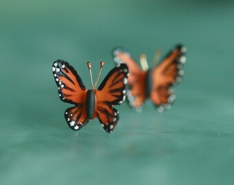 Monarch butterfly clay Earrings, Handpainted Polymer Clay jewelry, 925 Sterling Silver Posts, Pure Titanium Posts.