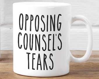 Lágrimas del abogado contrario, divertida taza de abogado, regalo para abogado, abogado, regalo de abogado, regalos para graduados en derecho, futuro criminal, taza para graduación