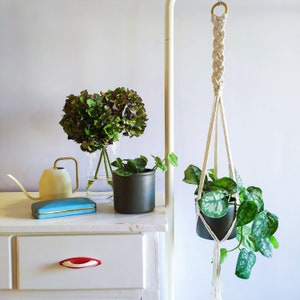 macramé plant hanger, pot holder, vintage boho rustic home décor, plant basket, plant lover gift, rope hanging planter, hanging garden decor