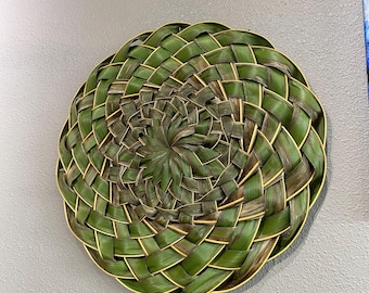 Woven wall plate or table display - handmade in Hawai’i