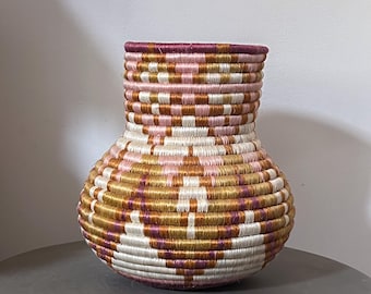 Woven basket (Rwanda)