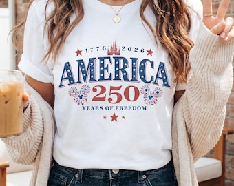 Mickey Fireworks-T-shirt 250 jaar Amerika Freedom | Rood wit blauw Fourth of July-T-shirt voor Disneyland- of Disneyworld-vakantie