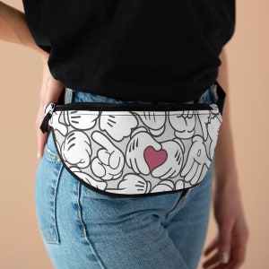 Disneyland Belt Bag, Mickey Purse,, Disneyland Fanny Pack, Mickey Hands FannyPack, Disney Inspired Fanny Pack, Fanny Pack for DisneyWorld