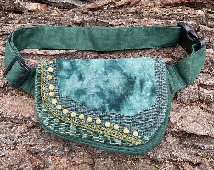 small stylish belt bag with rivets - JUNGLE - Goa - Psy Trance - Freak - fanny pack - hip bag - festival clothing - ethno