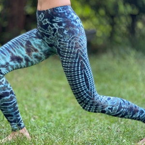 LEGGINGS Batik feurig psychedelisch türkis petrol unisex 3 Größen, weich und bequem // JUNGLE // Tanzen, Yoga, Festival zdjęcie 5