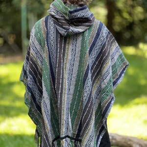 Großer Kapuzen Poncho Gheri 2 Farbvariationen JUNGLE FestivalEthnoGypsyFreak zdjęcie 3